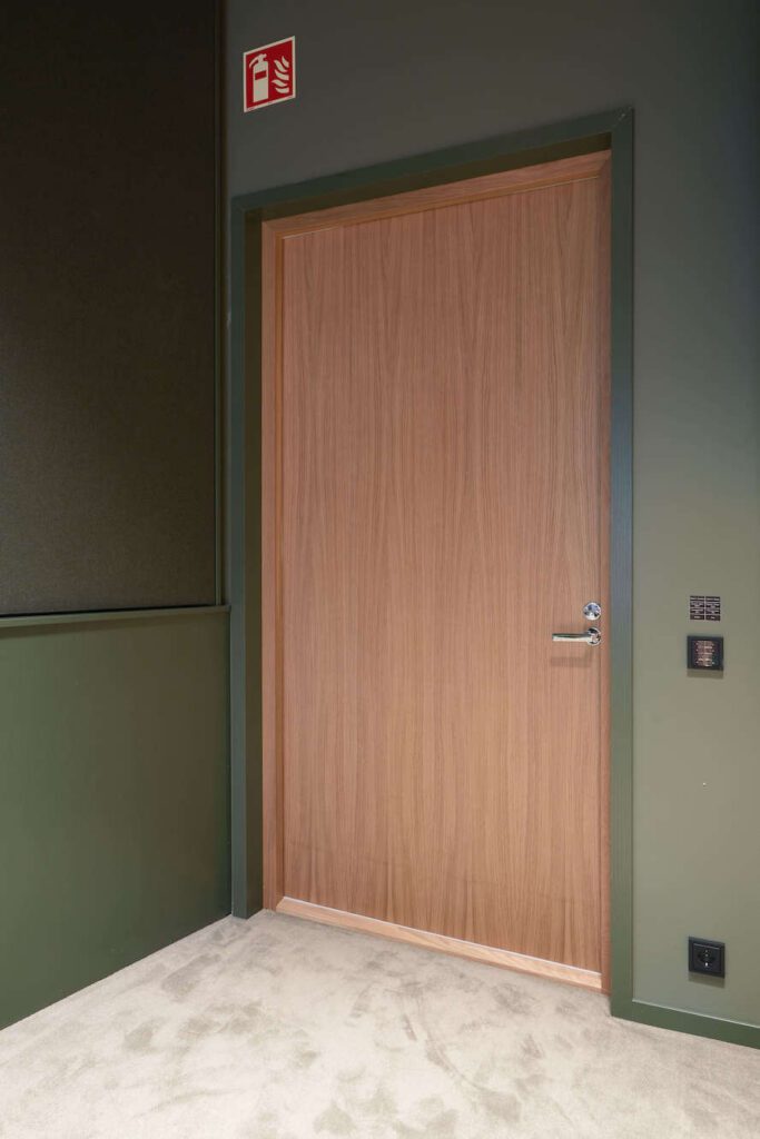 Rw47dB ääneneristysovi 3