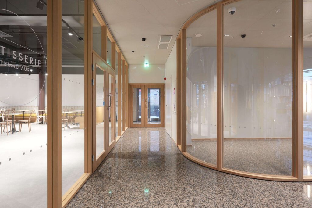 Puulasiseinat Valla kaytava